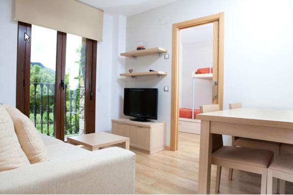 Apartahotel Castejón de Sos エクステリア 写真